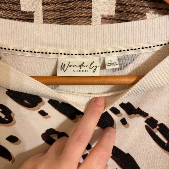 Wonderly Cheetah / Leopard Print Sweater Size Large, Animal Print Long Sleeve - Picture 7 of 11